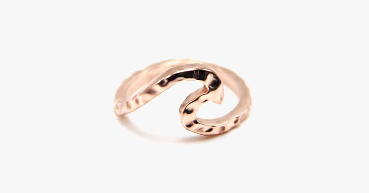 Single Wave Love Ring