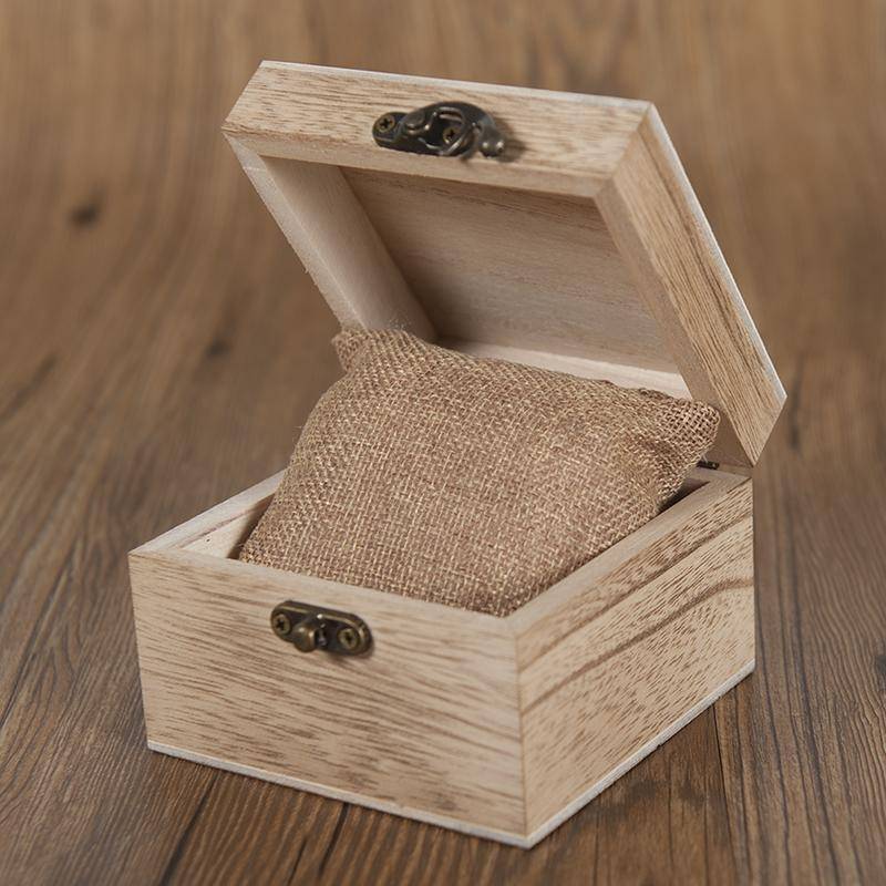 Mens Quartz Wooden Wristwatches Watch in Beautiful Wood Gift Box