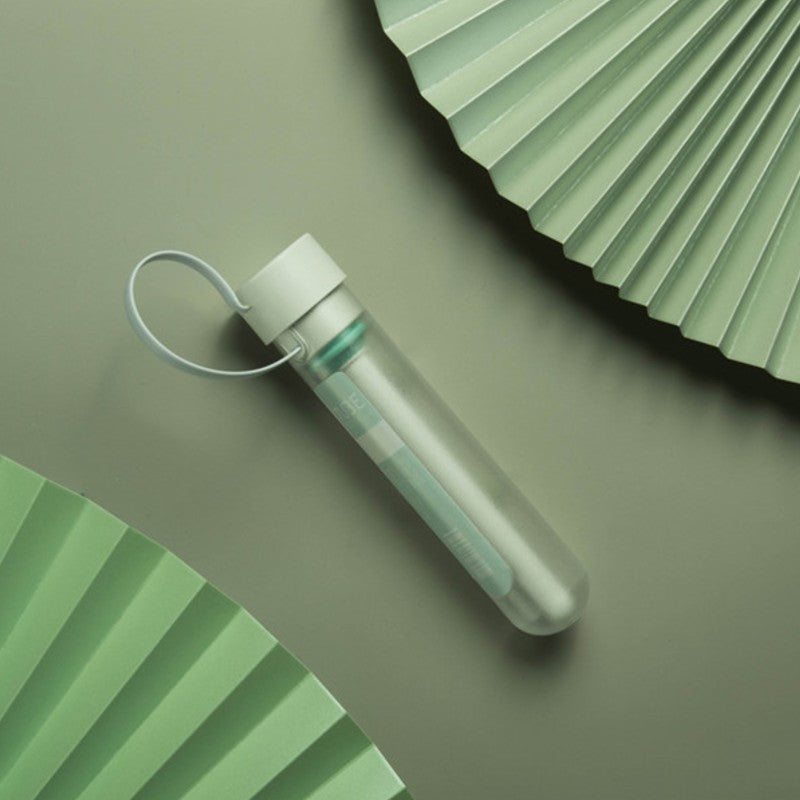 Portable Tube Humidifier, with Retractable Cable, Fine Mist & Auto-off Design, for Car, Home & Office