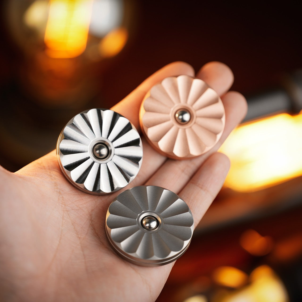 Decompression Finger Movement Spinner Toy, for Adult, Children
