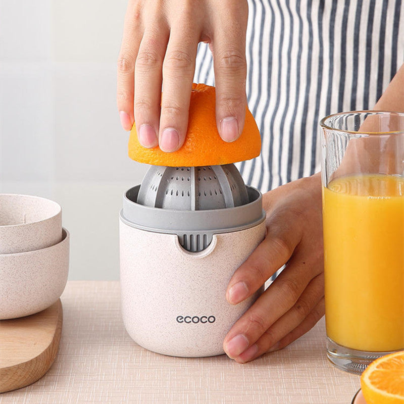 Small Portable Manual Juicer