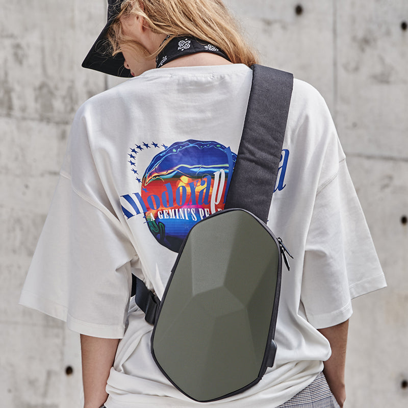 Anti-theft, Waterproof, Anti-collision Chest Bag, with Geometric 3D Shell, Side USB Interface, High-quality Protection, Multi-layer Partition Storage, for Travel, Outing, Shopping and More