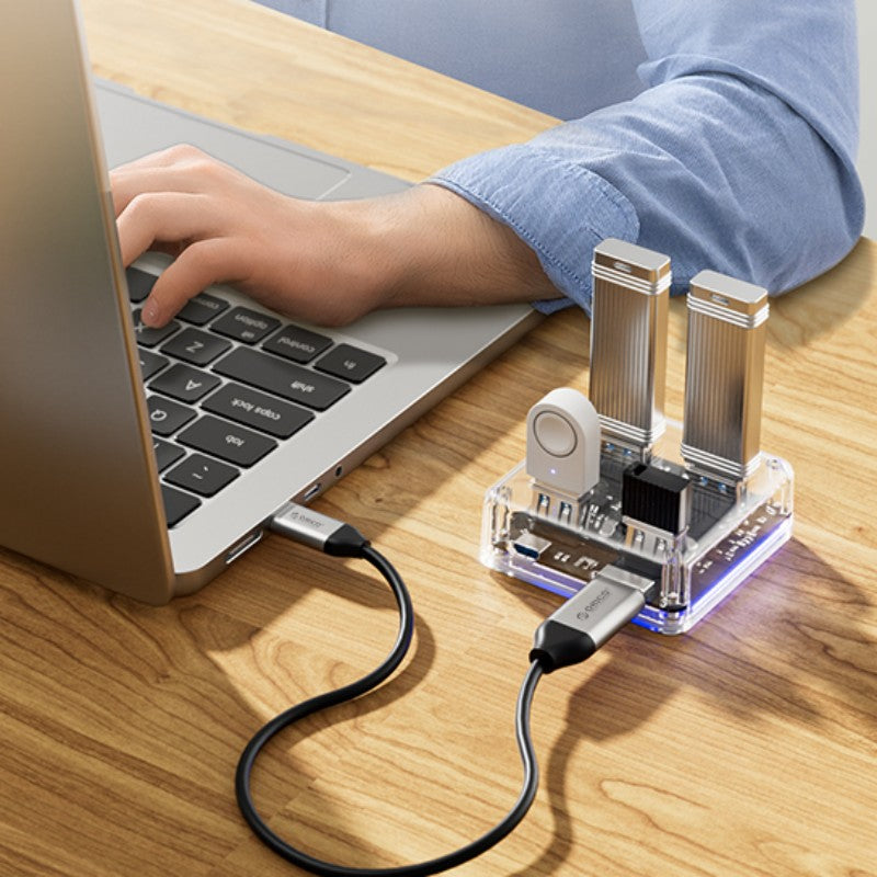 Transparent Minimalist 4-Port USB 3.0 Expansion Dock