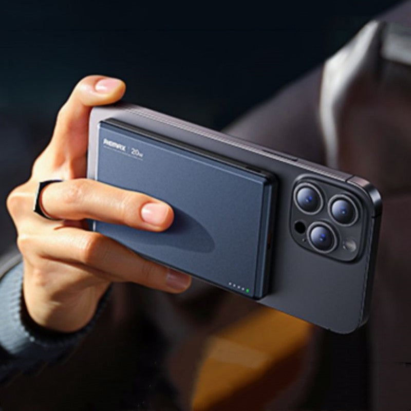 Ultra-Slim And Portable Magnetic Wireless Power Bank