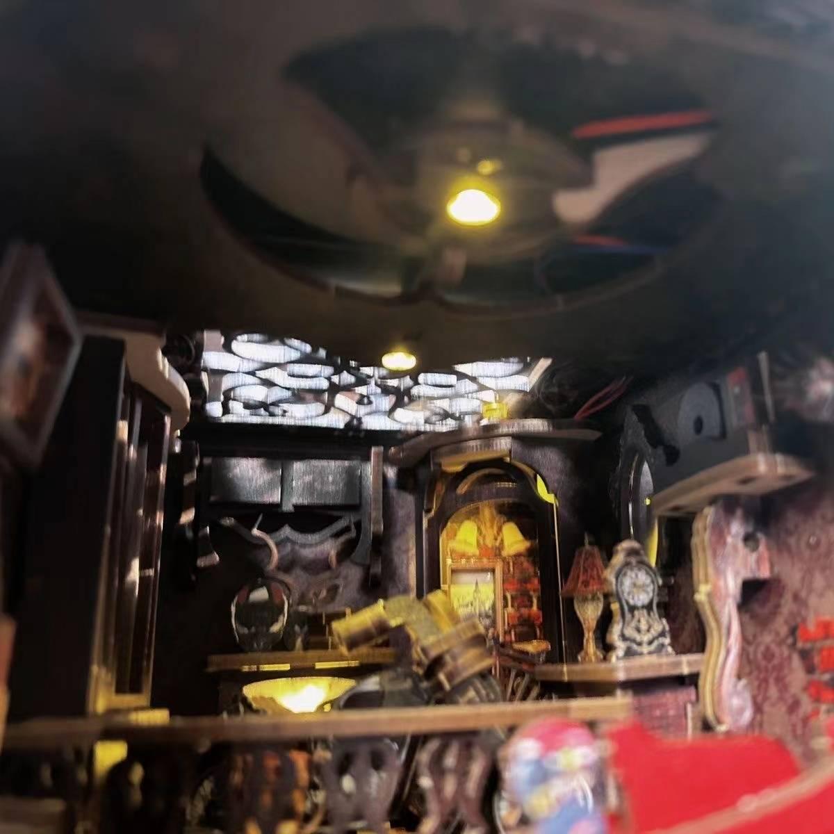 Car Player DIY Book Nook Kit