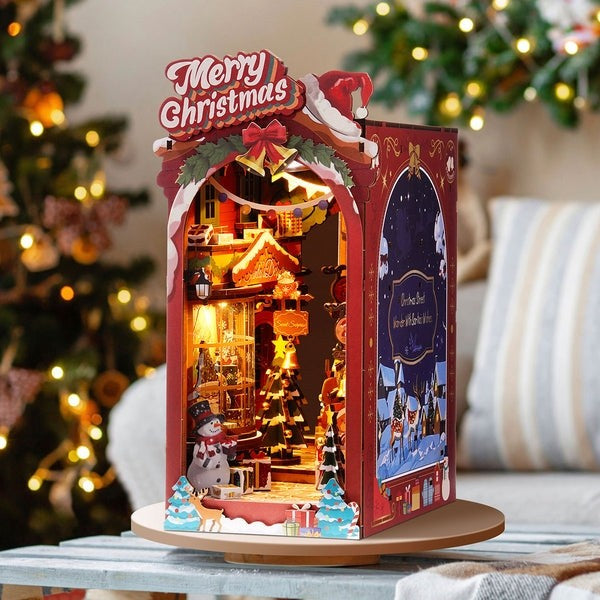 Christmas Street DIY Book Nook Kit