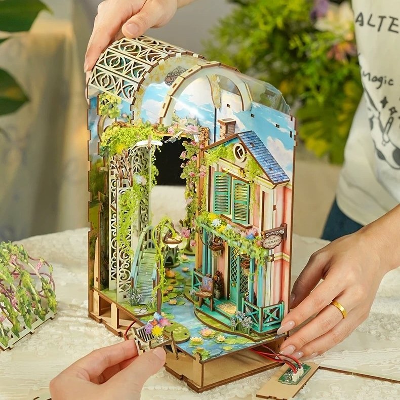 Giverny Garden DIY Wooden Book Nook Kit