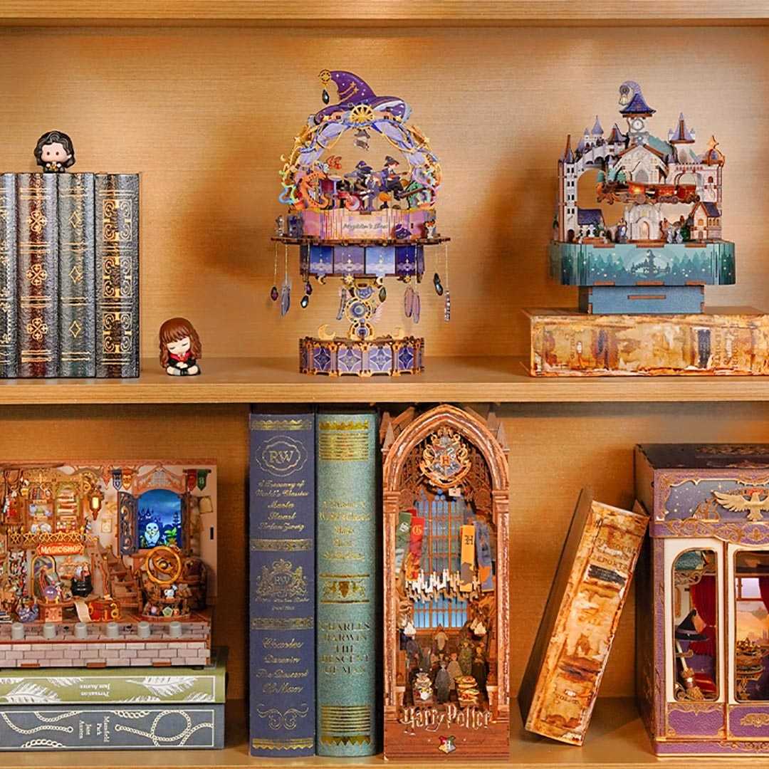 Magician’s Show 3D Wooden Puzzle Music Box