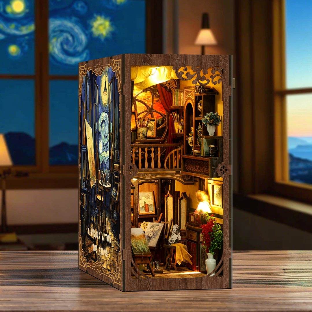 Van Gogh Studio DIY Book Nook Kit