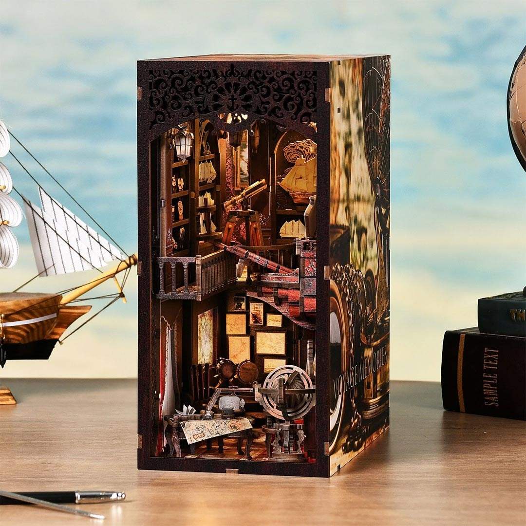 Voyage Memories DIY Book Nook Kit