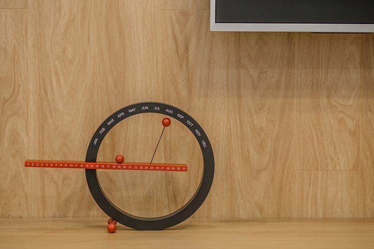 Let the Dates Entertain You in a Different Way with Perpetual Calendar