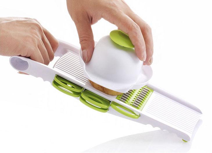 Amazingly Accurate & Fast 5-in-1 Vegetable Slicer