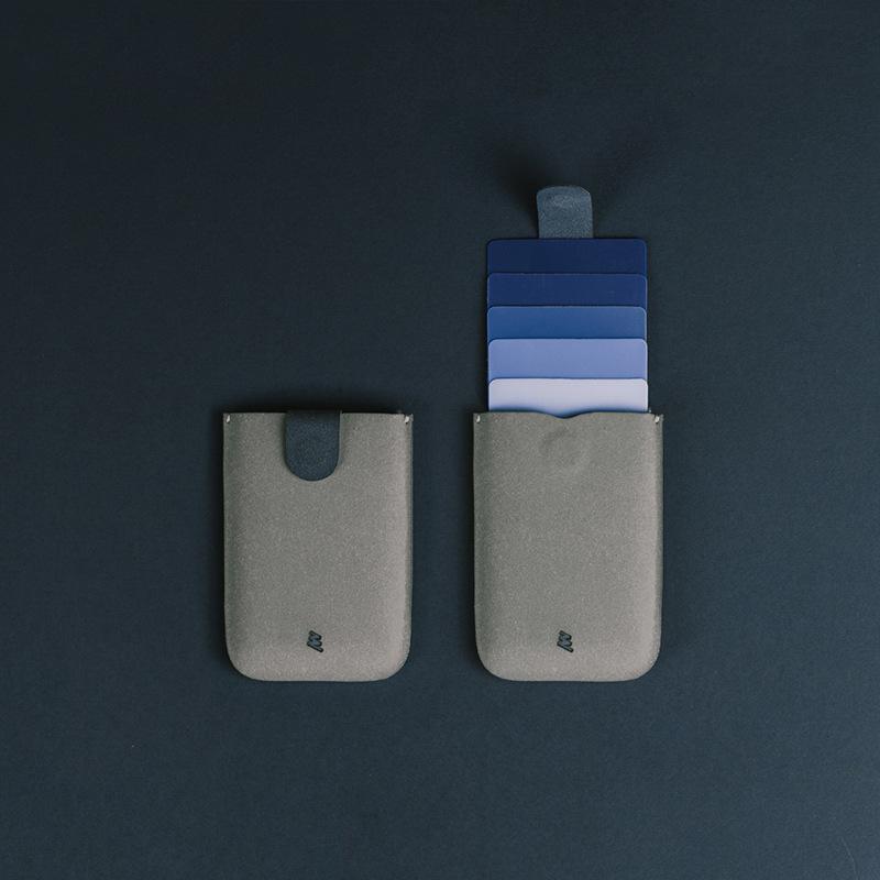 Cascading Pull Tab Case - Access All Your Cards with a Simple Pull