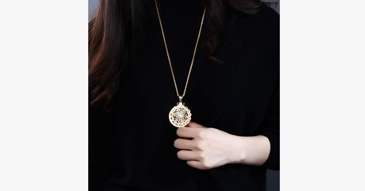 Glass Magnifier Flower Pendant Necklace