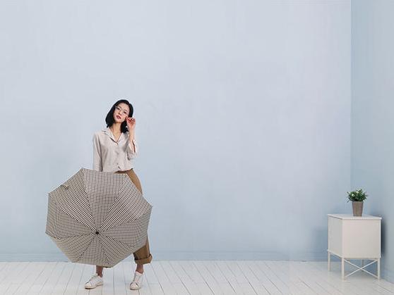 Automatic & Convertible Storage Bag Umbrella Made to Go