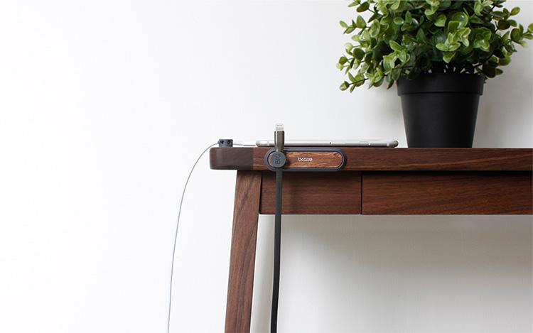 Say Goodbye to Messy Cables
