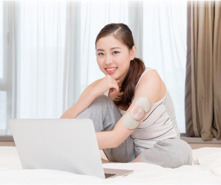Rechargeable Mini Massager That Squeezes away Tension in No Time