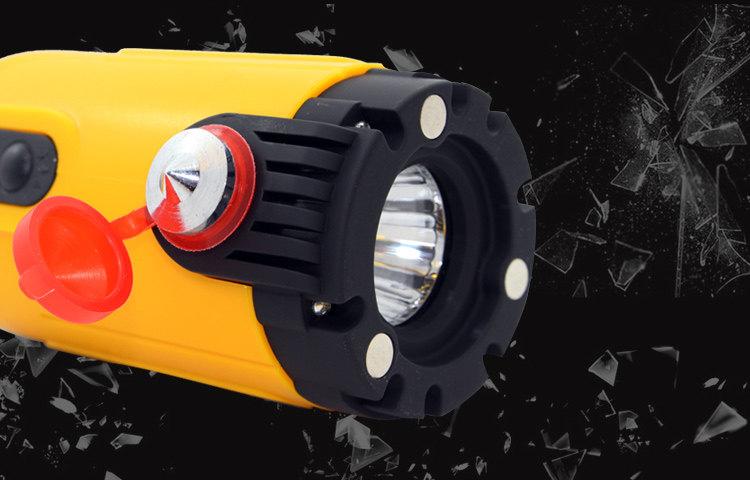 Most Useful Survival Flashlight Everyone Should Own