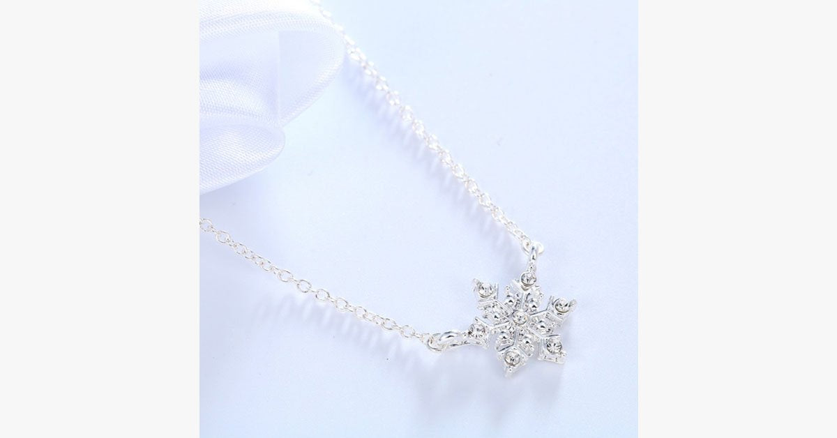 Snowflake Pendant Necklace