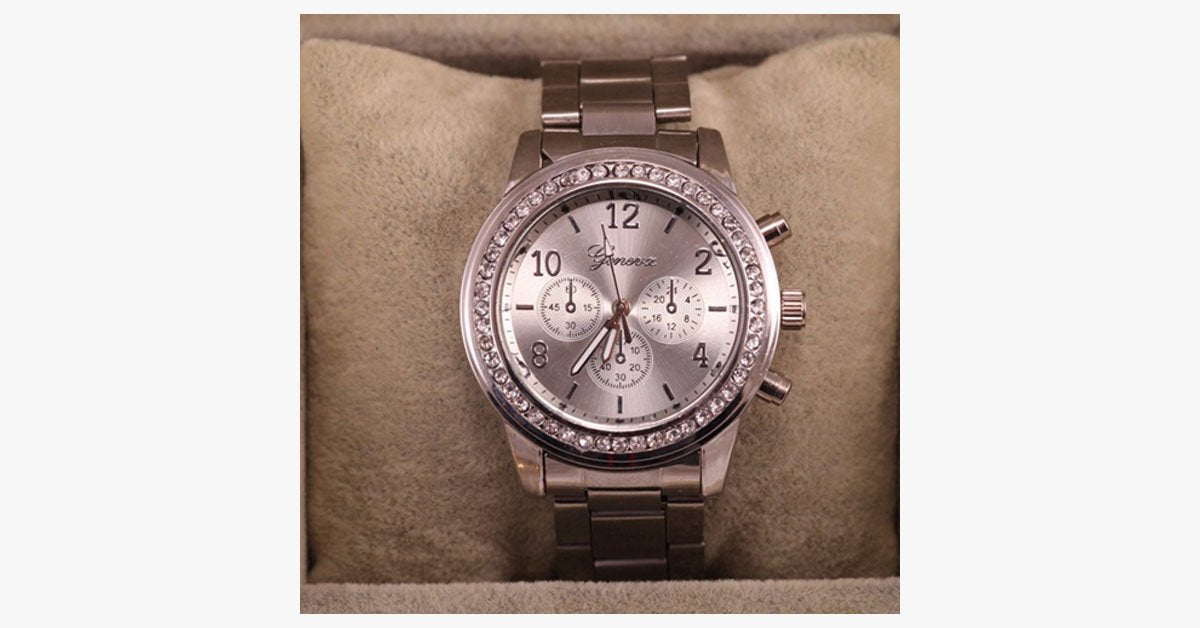 Classic Gold Watch – Turn Time in Your Favor!