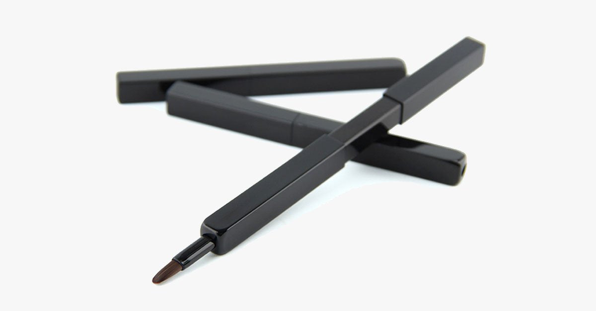 Retractable Lip Brush – Professional Makeup at Your Fingertips