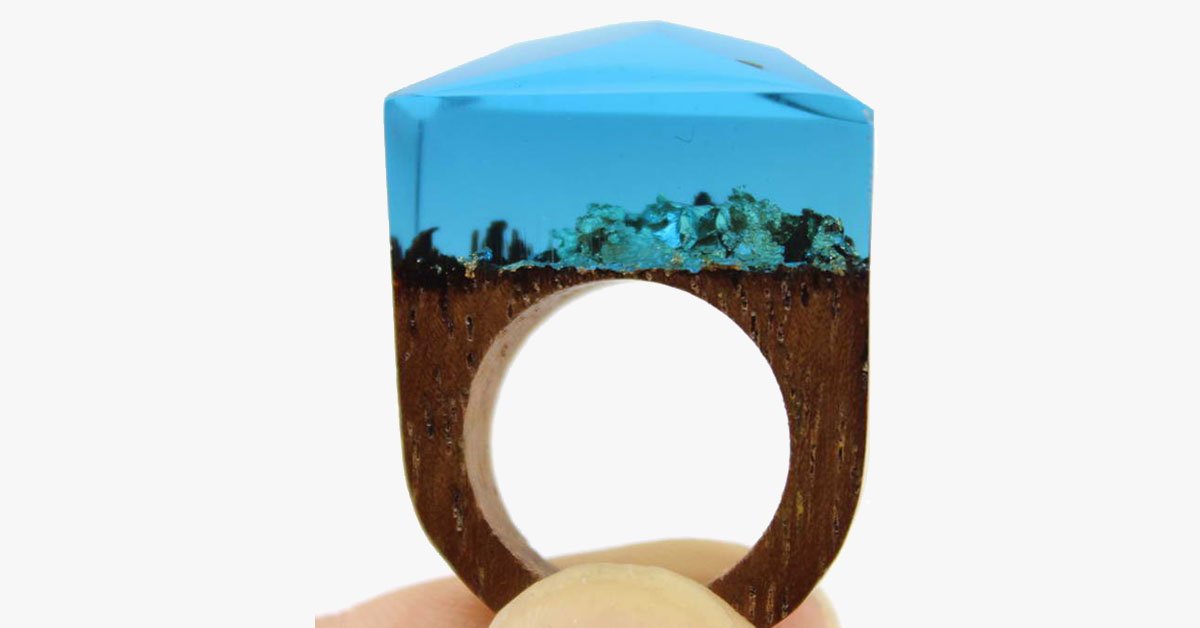 Ocean Oasis Wood Ring