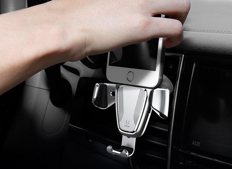 Best Universal Hands-Free Phone Mount for Your Car