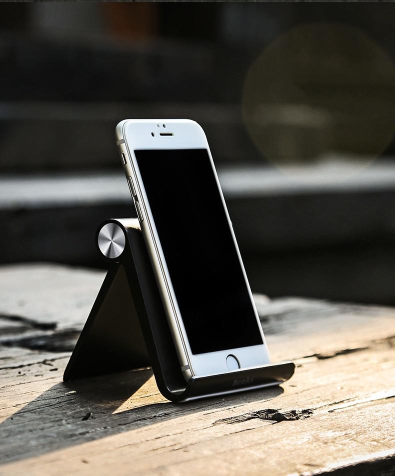 The Most Convenient Multi-Angle Adjustable Table Stand For Mobile and Tablet