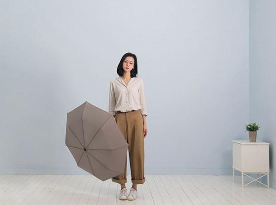 Automatic & Convertible Storage Bag Umbrella Made to Go