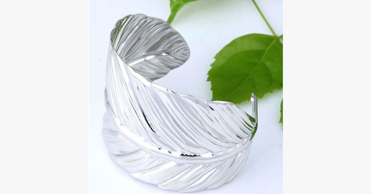 Vintage Leaf Bangle