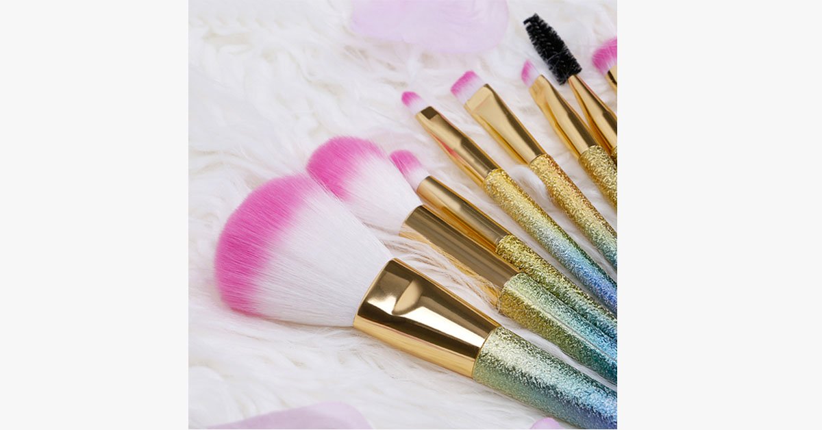 Set Of 10 Glittery Makeup Brushes - Ready To Give You Any Look You Want!