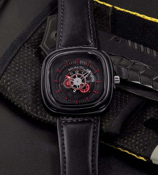 Timepiece with Revolutionary Design - Create Your Own Style with an Evergreen on Wrist
