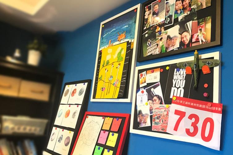 Magnet Board to Highlight Your Moments & Memos