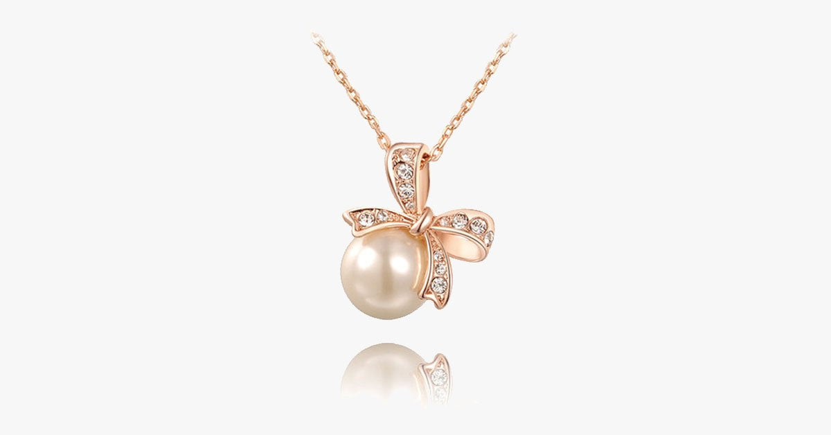 Bow Pearl Necklace
