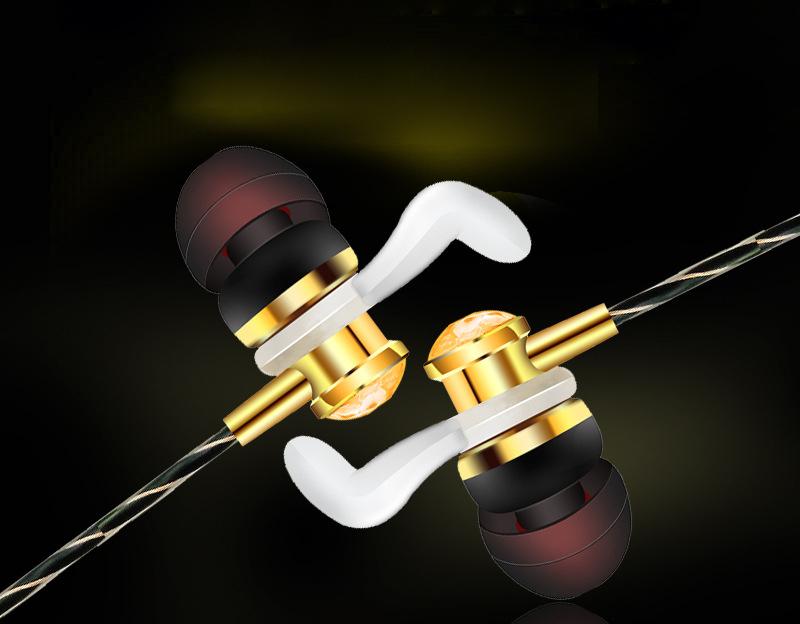 Wear Super Comfy & Fancy Earphones in an Elegant Way