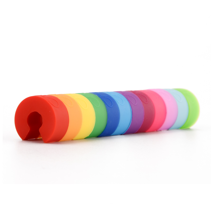 Get Your Cup Of Wine: Colorful Glass Markers