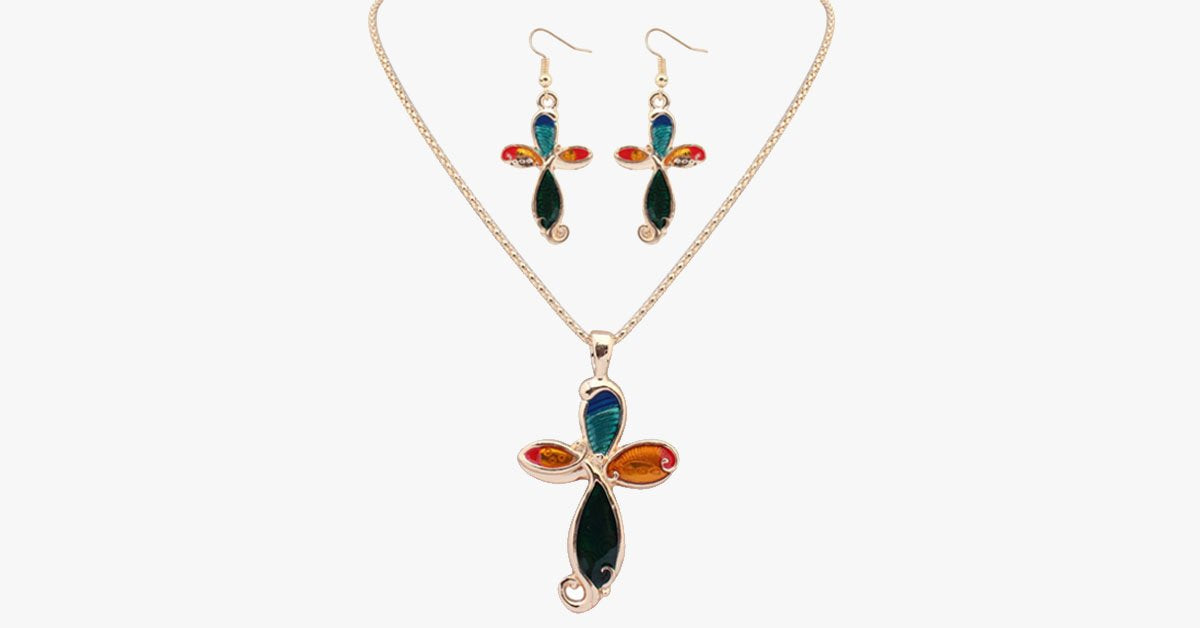 Painted Bees Hippie Pendant Set