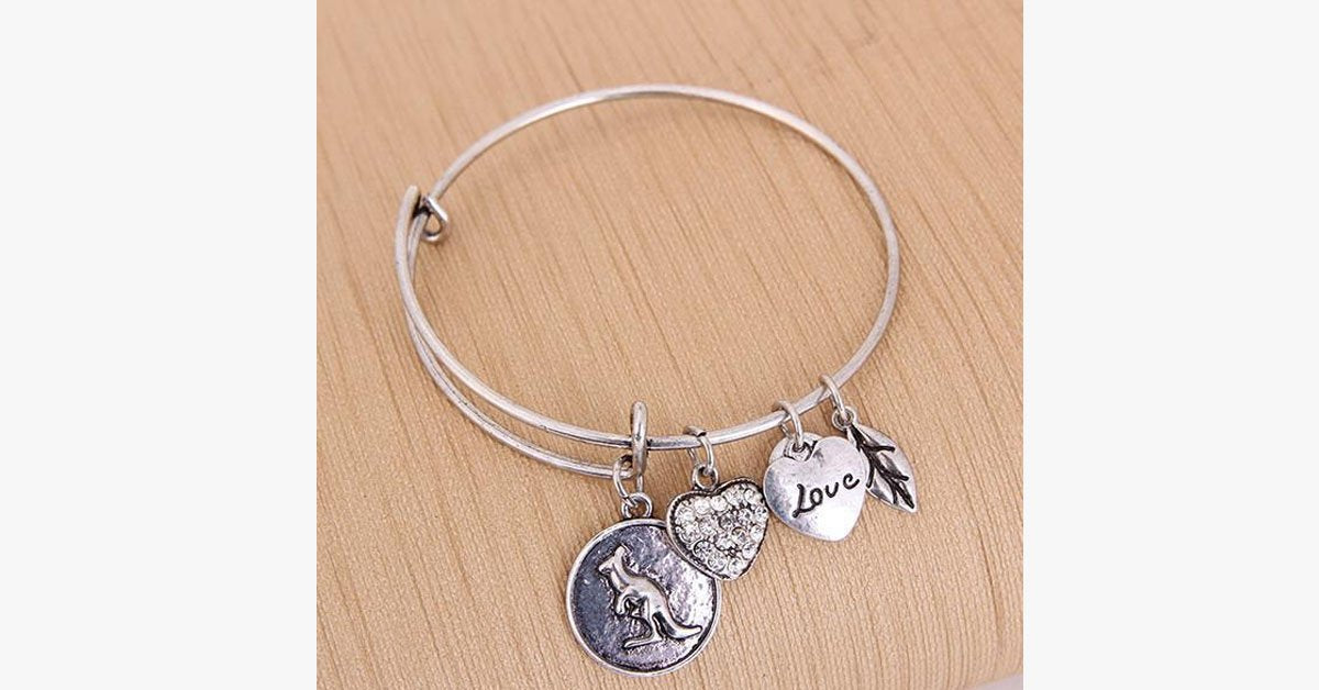 Kangaroo Charm Bangle