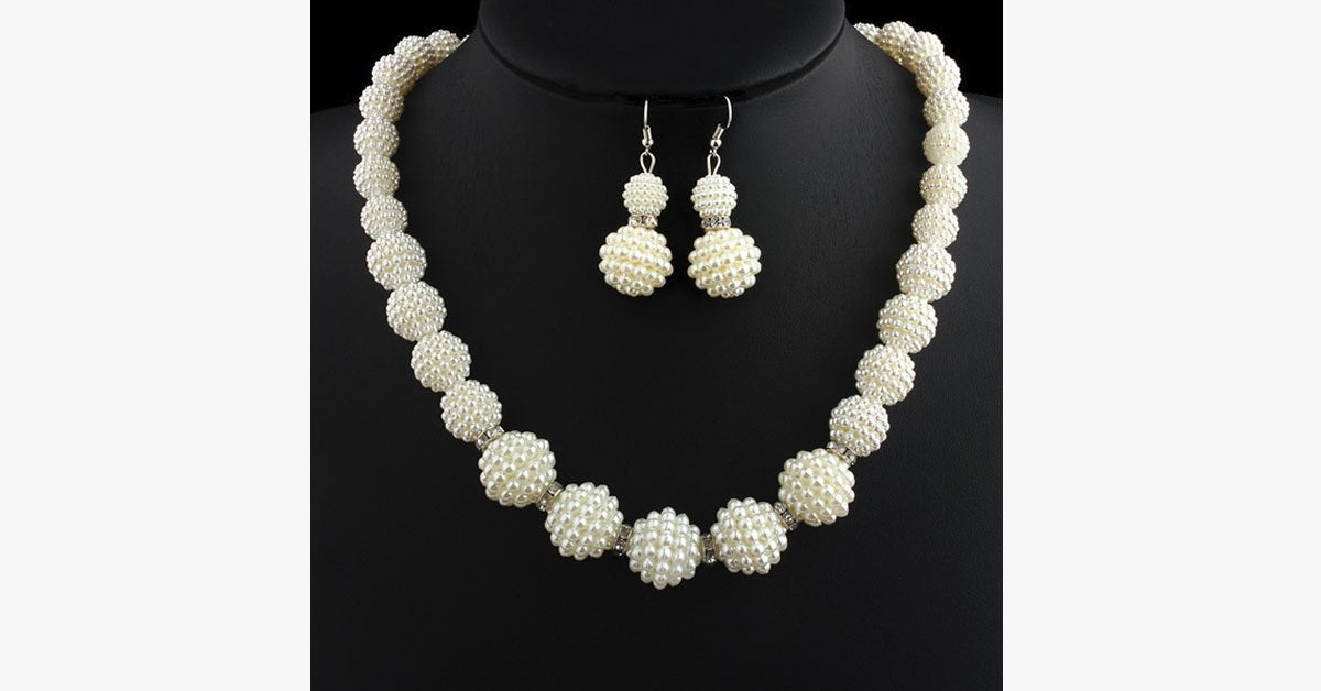 Handmade Pearl Beads Necklace