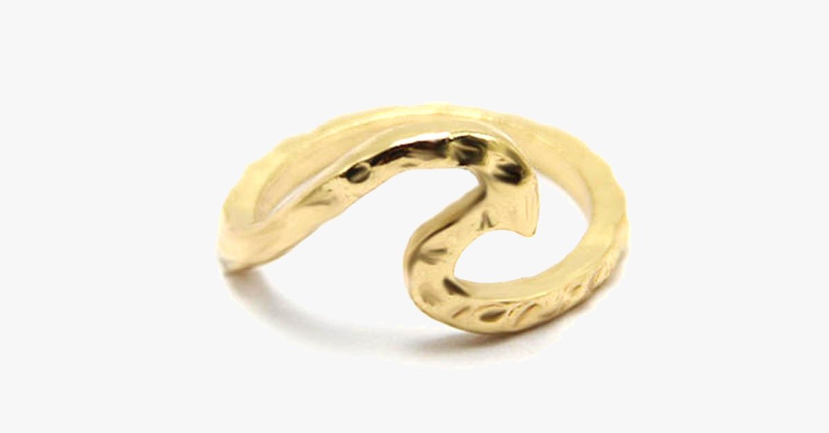 Single Wave Love Ring