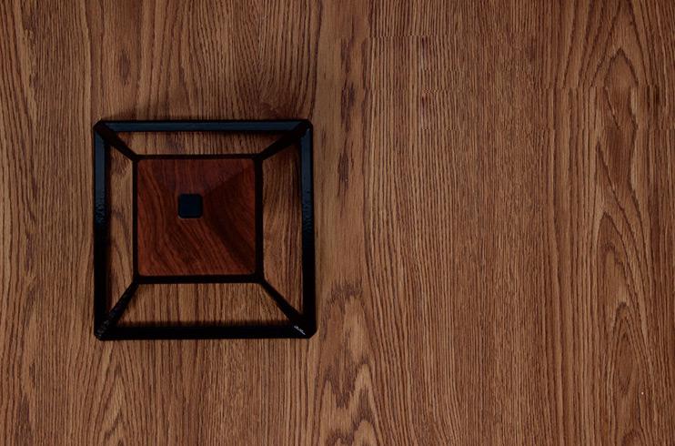 Pyramid-inspired USB Table Lamp to Enhance Your Interior - When Modern Convenience Meets Retro Chic