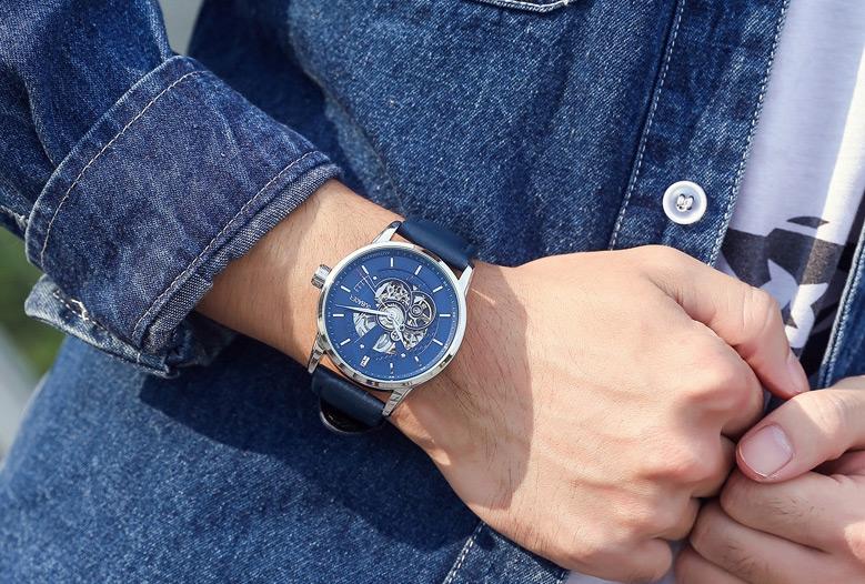 Mechanical & Automatic Skeleton Watch with Visible Gears