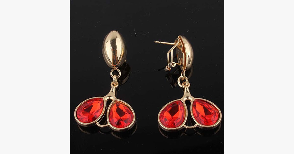 Soft Petals Garnet Set