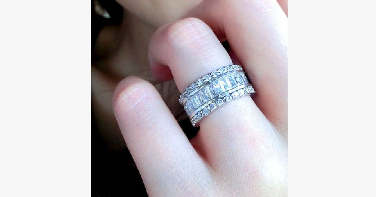 Lavish Eternity Band