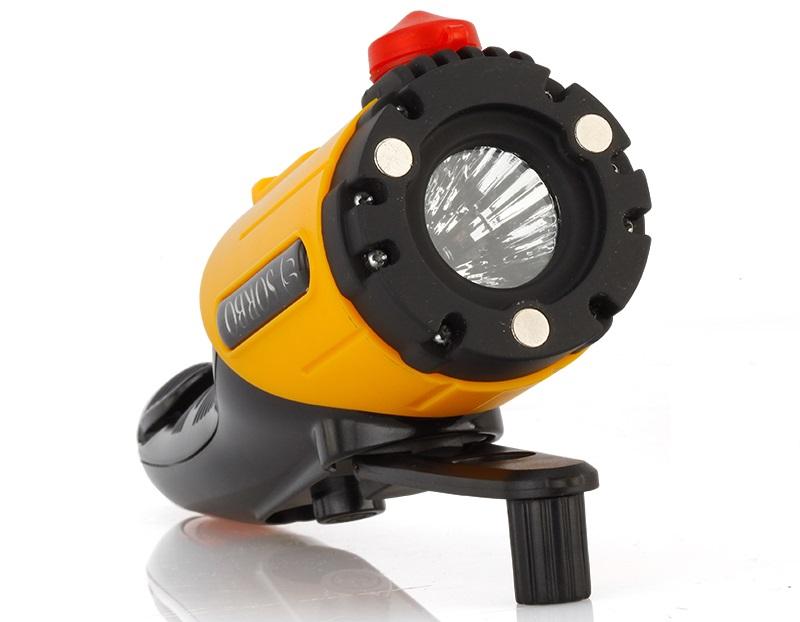 Most Useful Survival Flashlight Everyone Should Own