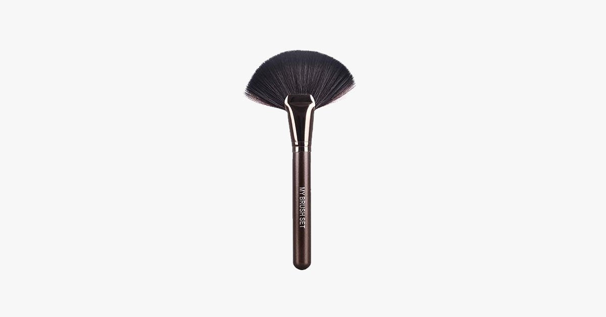 Big Fan Makeup Brush - Single Soft Brush for Face Powder, Foundation & Blush