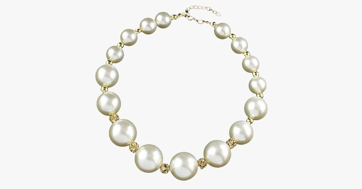 Big Pearl Statement Necklace