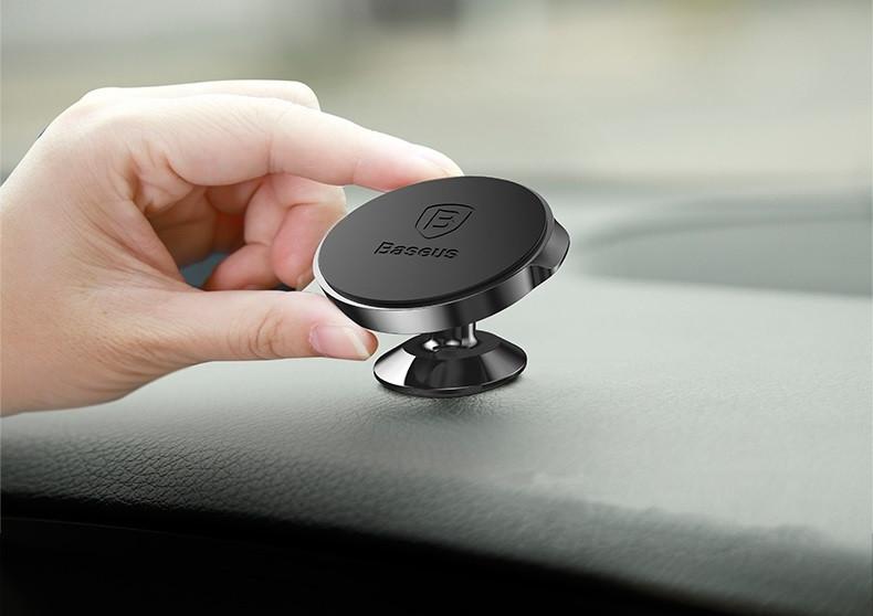 Most Innovative Universal Magnetic Phone Mount For Your Car
