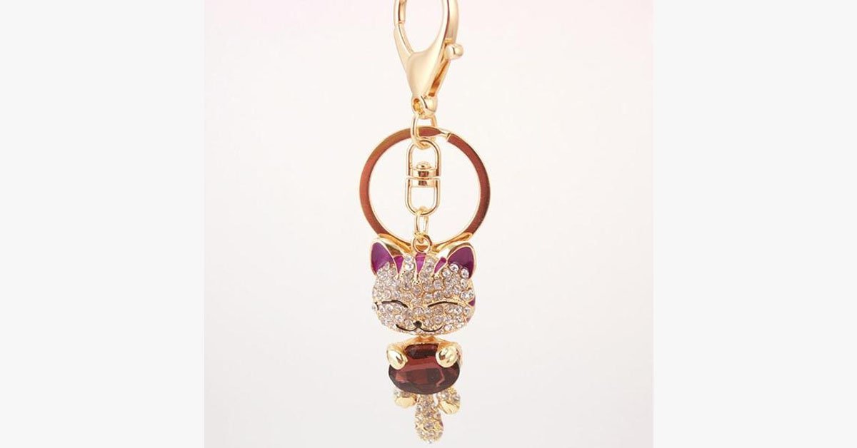 Cute Gold Cat Keychain – So That You Never Forget Your Keys Again!