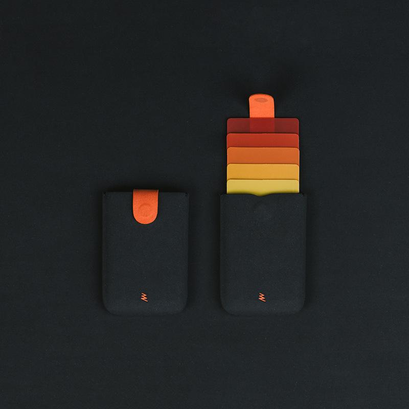 Cascading Pull Tab Case - Access All Your Cards with a Simple Pull